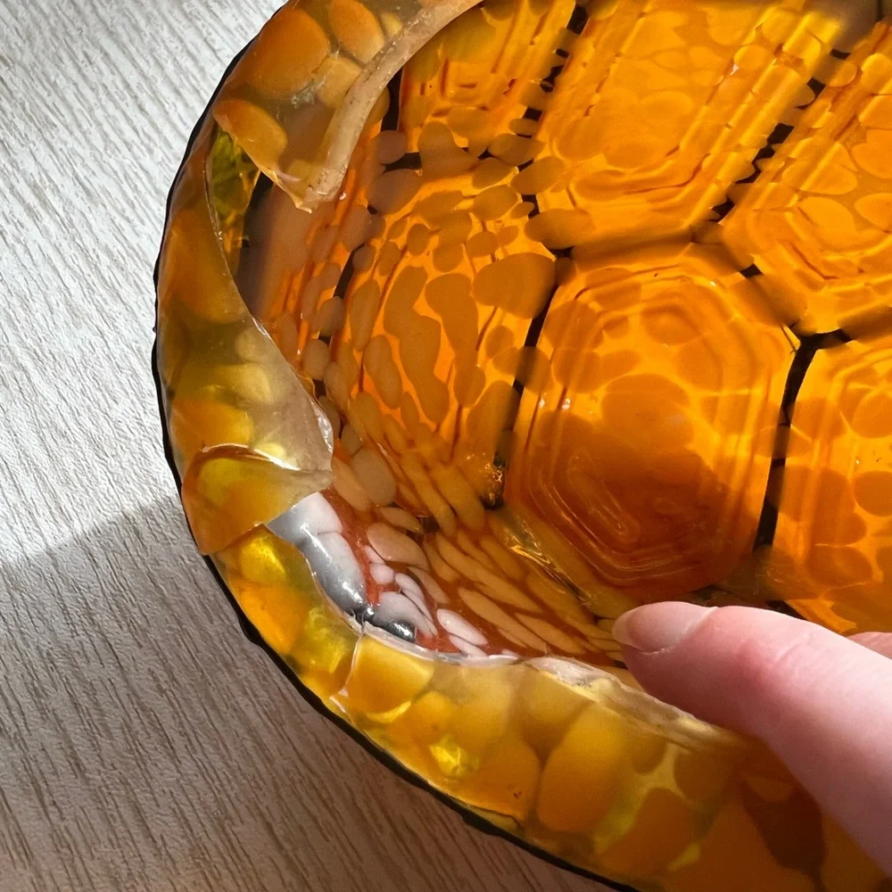 Tiffany Style Amber Glass Turtle Table Lamp - Metal Base Removable Shell - Picture 16 of 17